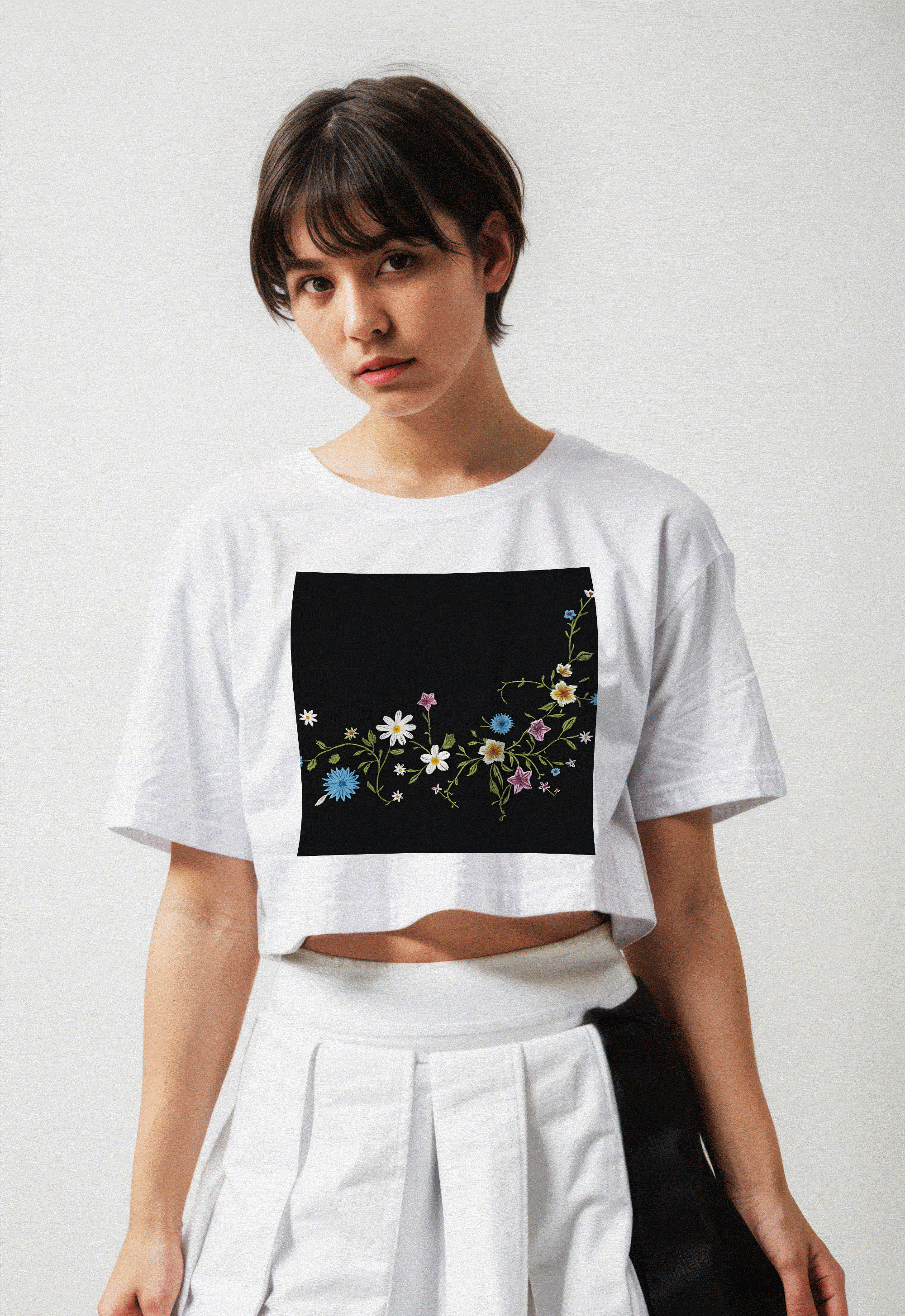 花卉刺绣短袖T恤