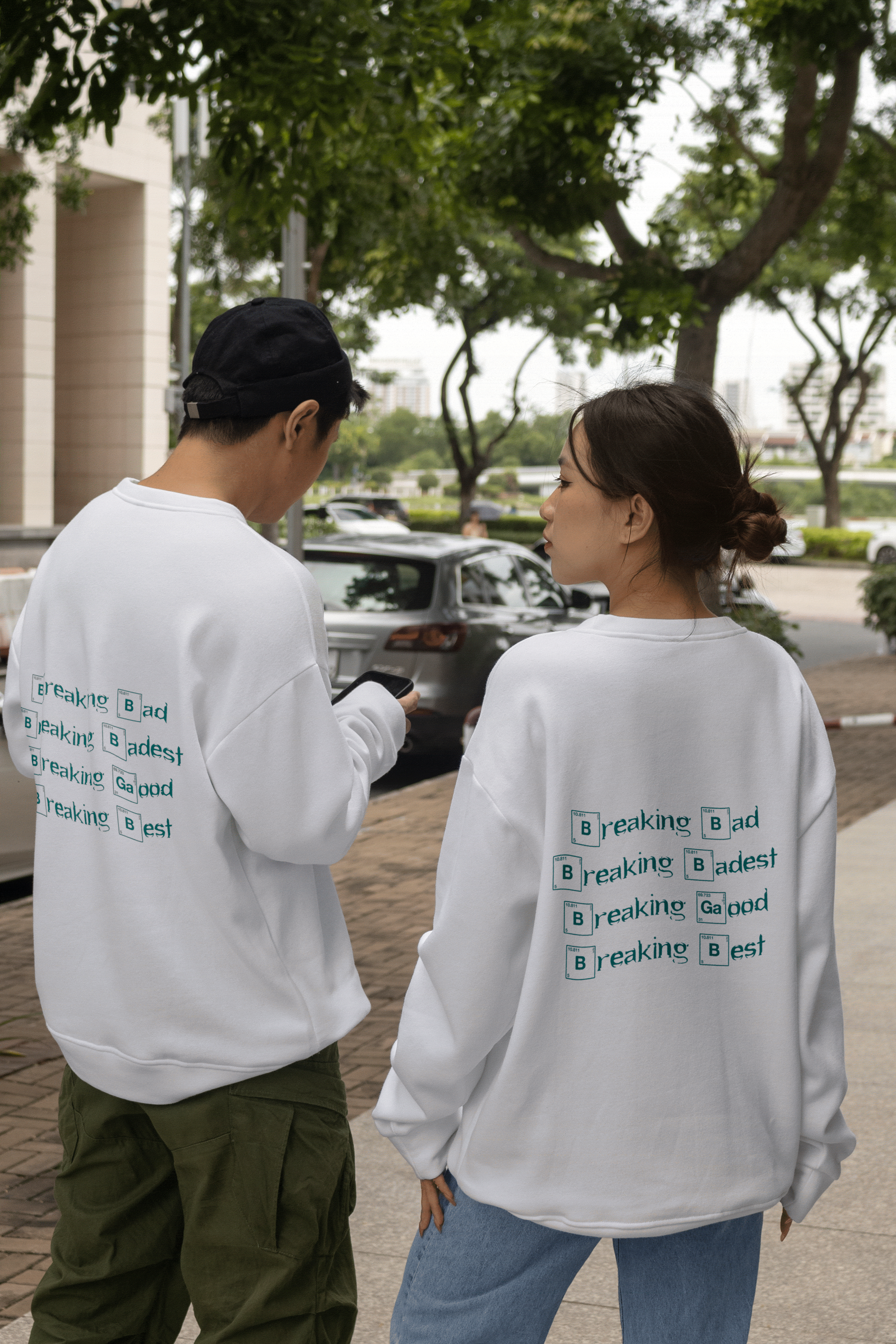 情侣款字母印花卫衣